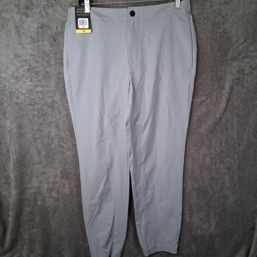 New Banana Republic Motion Tech Hybrid Pants Men Size 32x29 Gray Woven Tapered